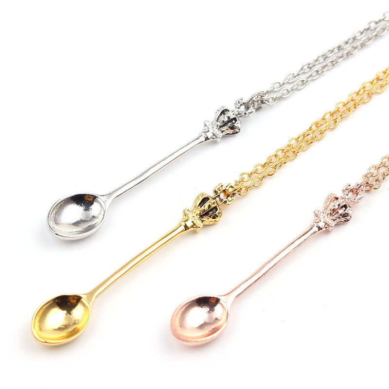Alice Vintage Goldene Kronen-L – Vintage Collectible Spoons Bewertung und Preis