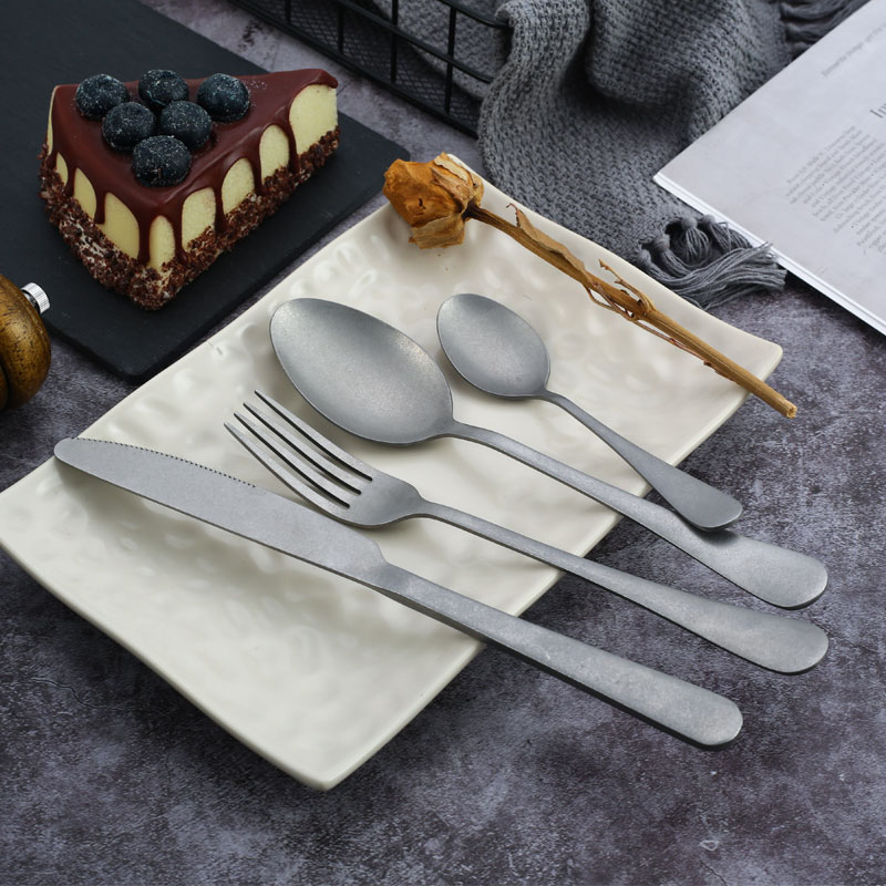 Retro-Besteck-Set aus Edelstah – Vintage Collectible Spoons Bewertung und Preis