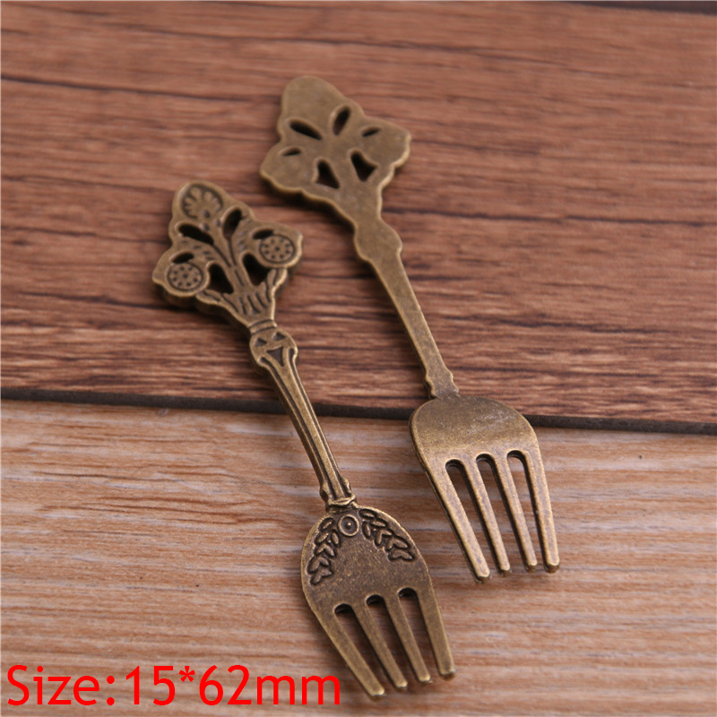 6PCS Gemischt Zwei Farben Tren – Vintage Collectible Spoons Bewertung und Preis